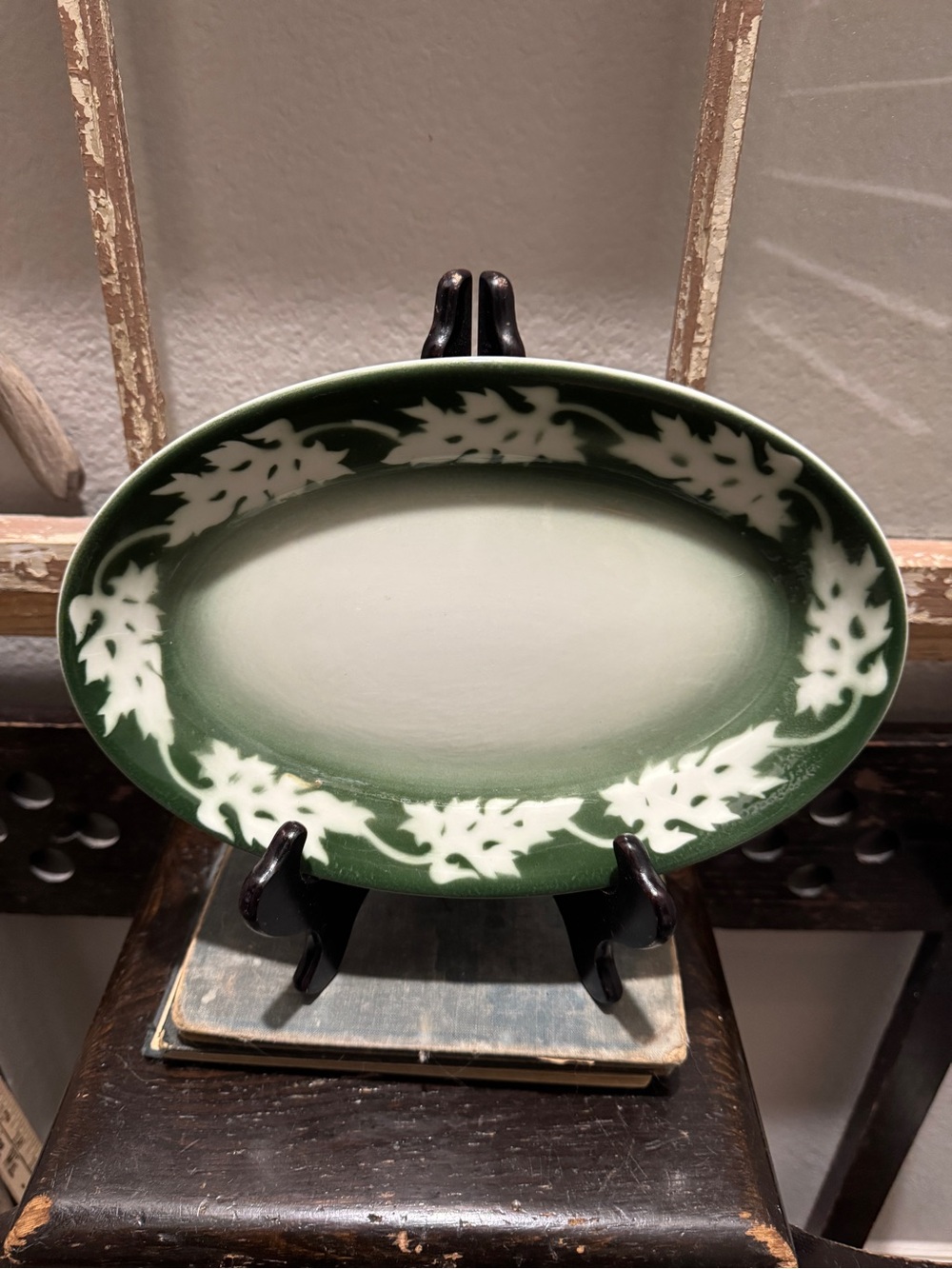 Vintage Green Leaf Pattern Serving Platter - Home Dining